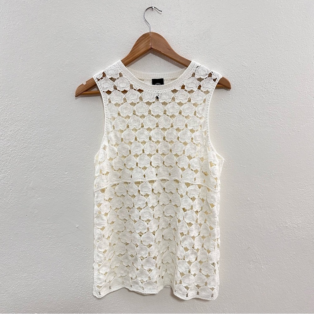 Bobeau Floral Crochet Tank Size Small